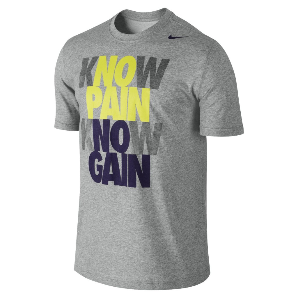 nike graphic tees, nike graphic t shirts, fitness gift ideas, best christmas gifts for men, best christmas gifts for women, holiday fitness gifts, best fitness gifts, best workout gifts, fitness gift guide, best running gifts, fitness gift ideas