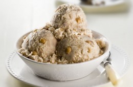 [Recipes] Make Your Own Lean, Raw Vegan Ice Cream — And What To Avoid When Buying Dairy-Free Versions