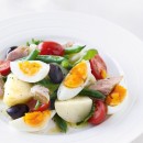 Spring Cleaning? Use These 5 Tactics To Clean Up Your Snack Habit This Spring