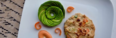 chicken burgers, chicken burger, chicken burger recipe, chicken burgers recipe, best chicken burger, best chicken burgers recipe, sriracha chicken burgers, sriracha chicken burgers recipe, chicken patties, ground chicken burgers, chicken burger patty recipe, recipe for chicken burgers
